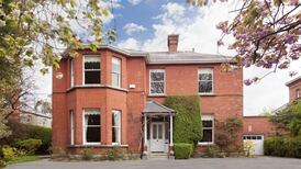 Formal and homely on leafy Park Avenue