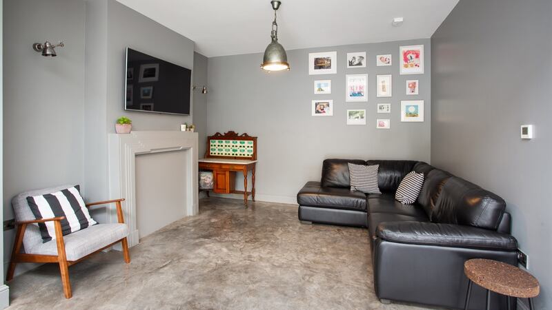 Family room in kitchen