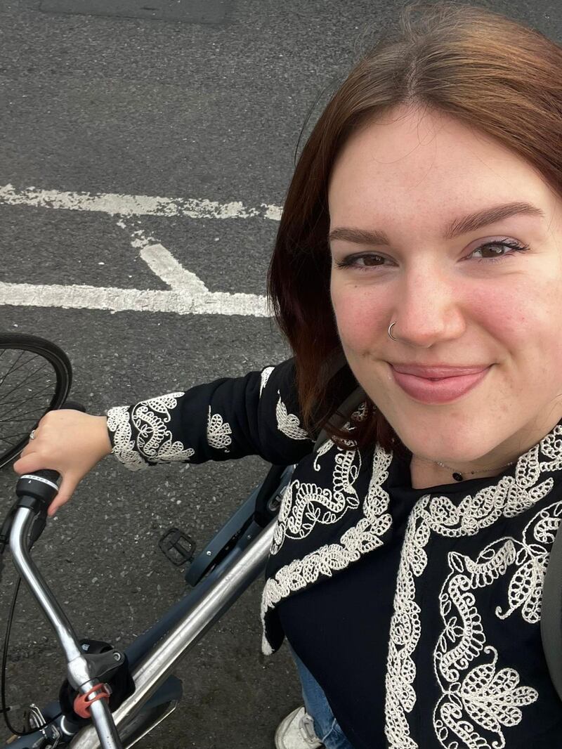 Student Rosalie de Groot with her bicycle in Dublin