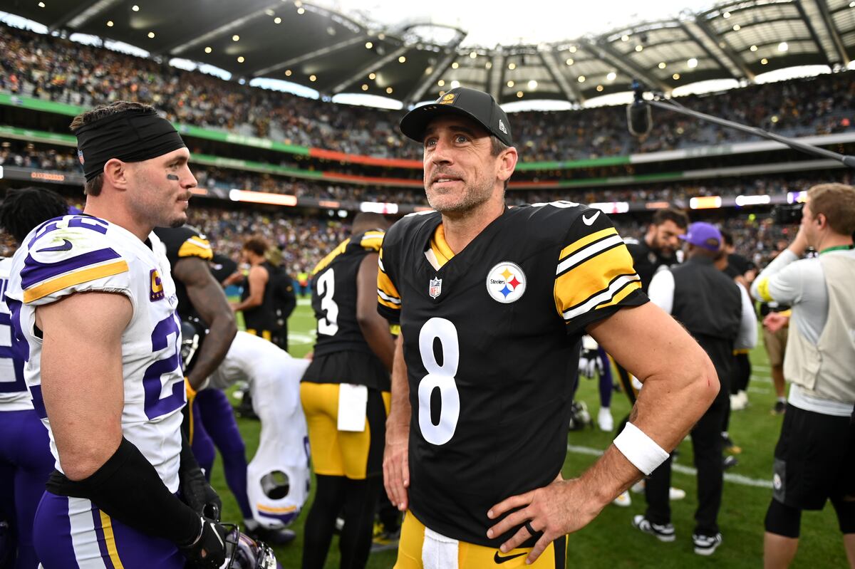 Nfl Riot NFL brings riot of colour and noise to Croke Park as Steelers hold off ...