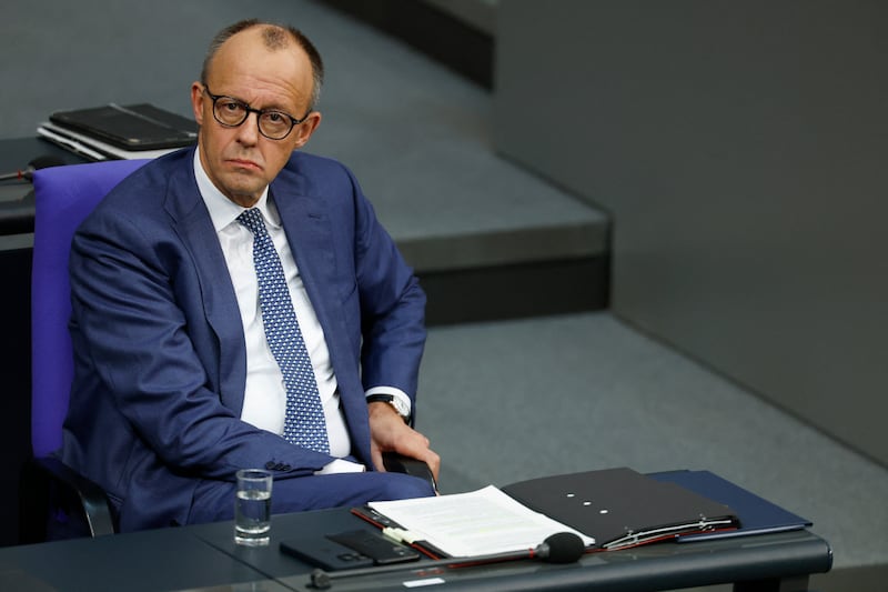 Merz, in the line of stiff questions, unclear on sending German troops to Ukraine