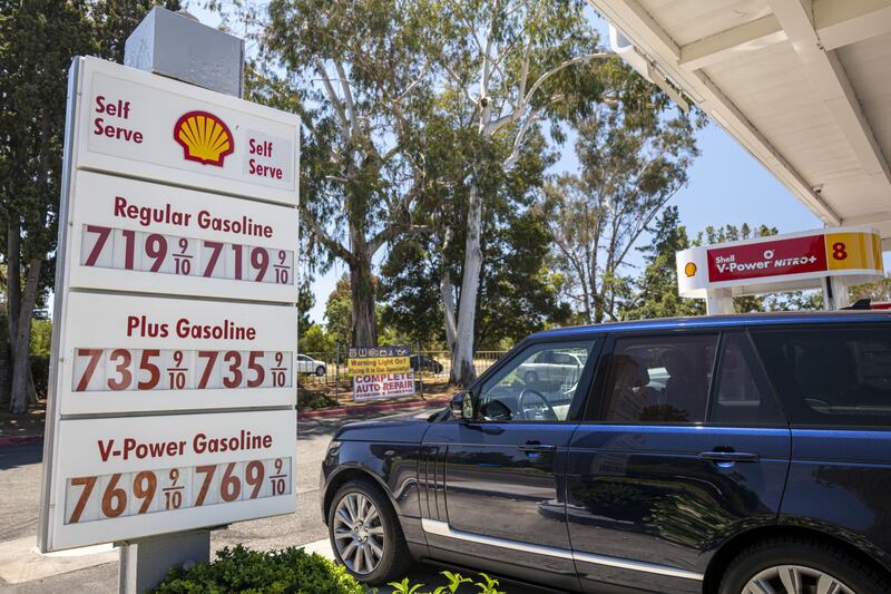 Caroline Dennett chose the eve of Shell’s annual general meeting in London to announce in a LinkedIn video that she has quit working with the energy giant after 11 years. Photograph: David Paul Morris/Bloomberg