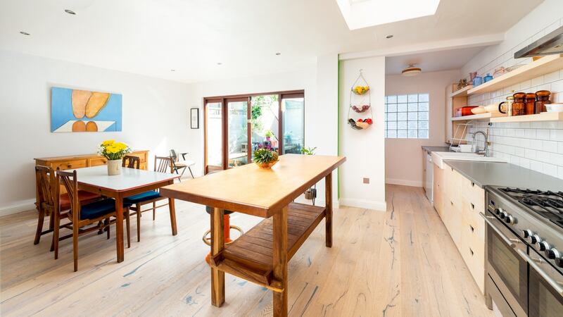 Eat-in kitchen
