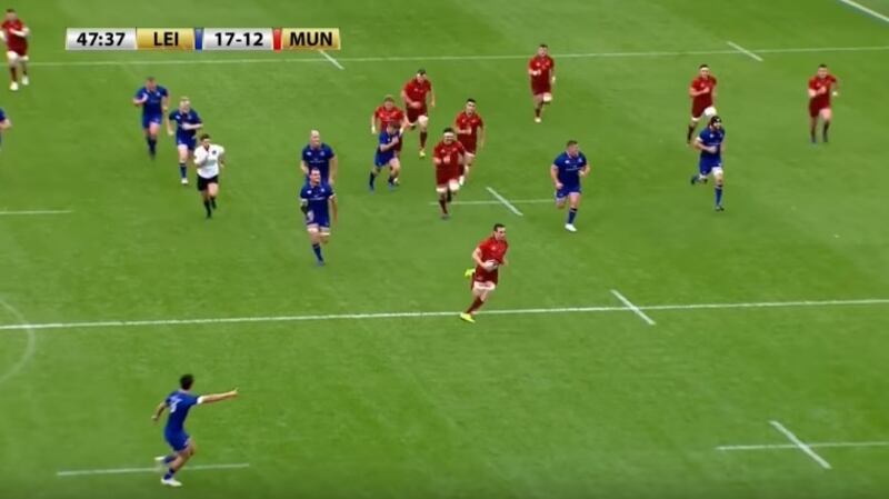 Joey Carbery points for Adam Byrne to cover Keith Earls (both out of shot). Photograph: Youtube