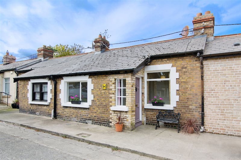 8 Highfield Grove, Rathgar, Dublin 6