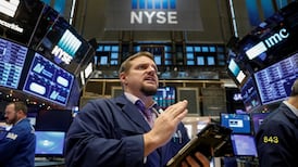 European shares slip; Italian stocks fall on political uncertainty