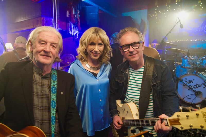 The Saw Doctors' Davey Carton, Muireann Nic Amhlaoibh and Leo Moran in Campbells Tavern. Photograph: RTÉ 