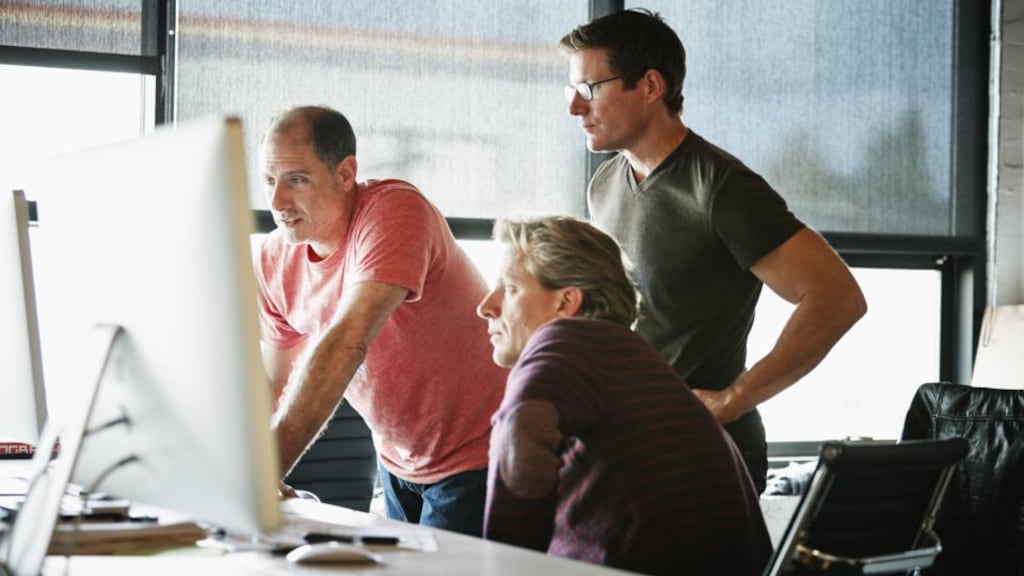 The high-tech sector is forecasting the largest salary increase in 2015 at between 2.5 per cent and 3 per cent, according to a survey from Mercer.