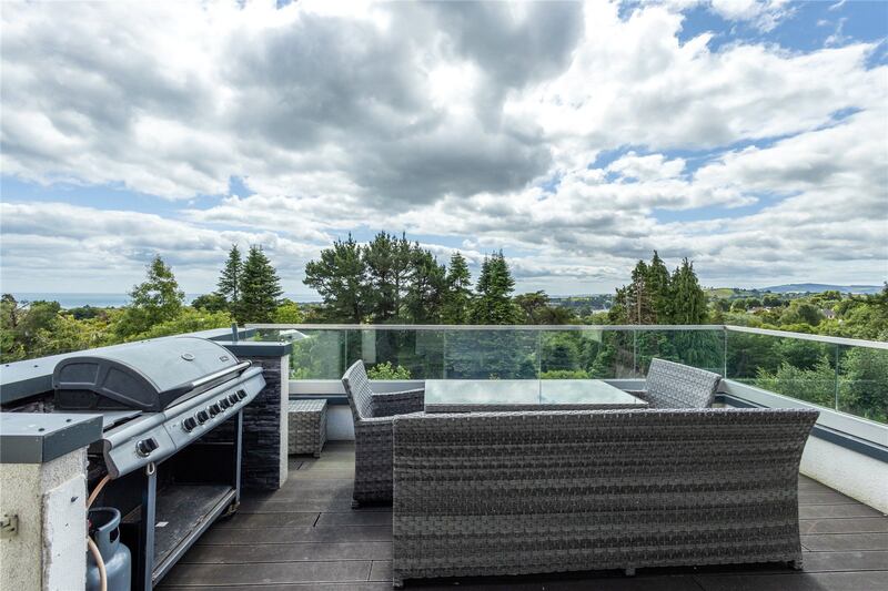 Dining space on the terrace