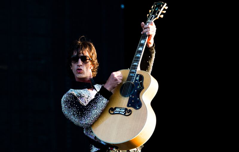 Richard Ashcroft will be singing Verve classics as well as tracks from his latest album
