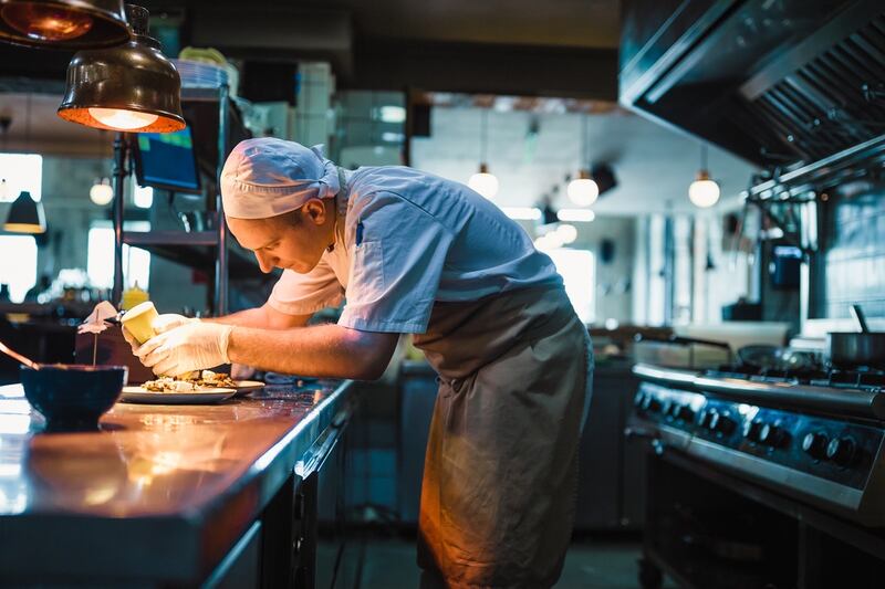 Number receiving Covid-19 jobless payment dips below 500,000