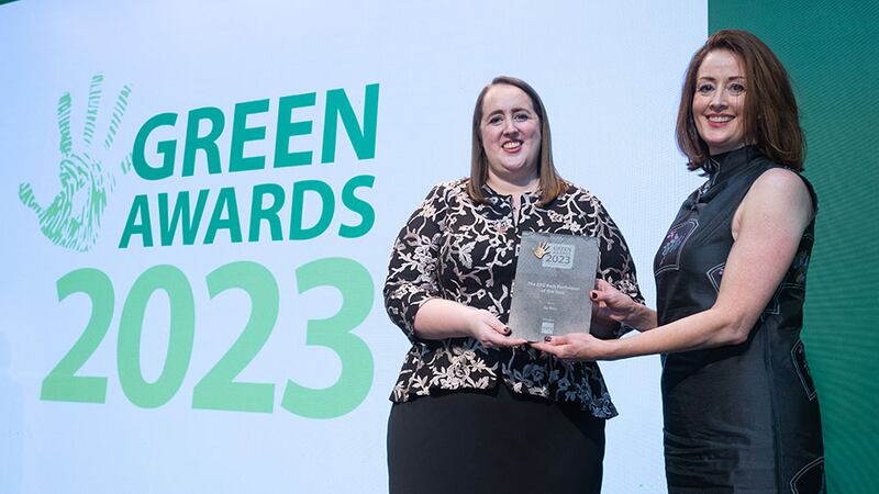 Dr. Dorothy Maxwell, head of sustainability and ESG advisory, Davy Horizons, Davy Group, presents the ESG Best Performer of the Year award to Nicola Woods, An Post.
