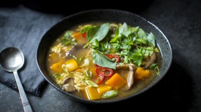 Hot and sour chicken soup