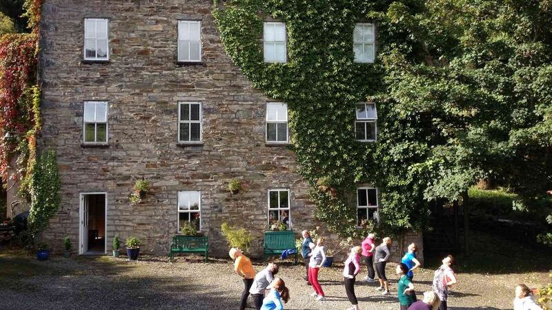 If you’re looking to de-stress and shed a few pounds at the same time, head to Cloona Health Retreat just outside Westport, Co Mayo