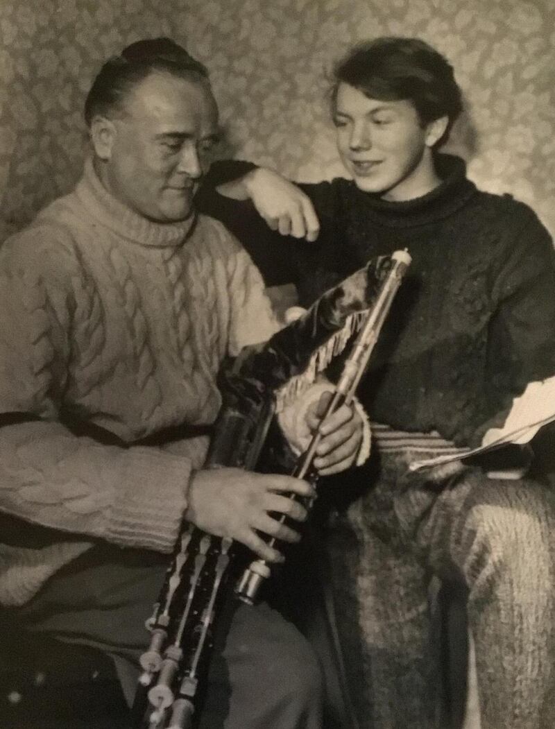 Garech Browne with the uilleann piper Leo Rowsome