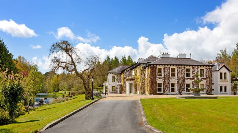 Driveway lined with lime trees