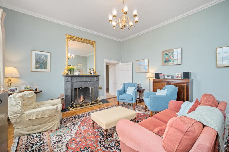 Original period features are present and correct, including cornices and ceiling roses.