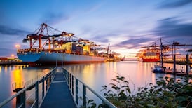 Trafigura hands more than $1bn to top executives and staff