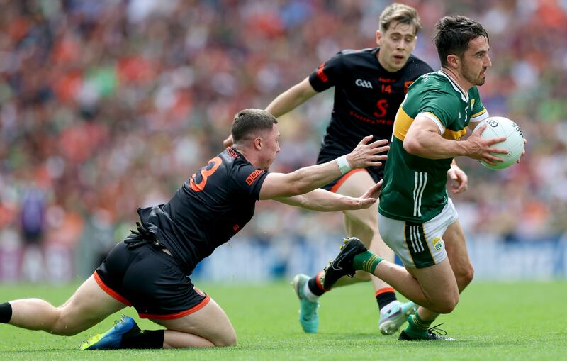 Armagh’s Barry McCambridge and Andrew Murnin look to stop Brian Ó Beaglaoich of Kerry. Photograph: James Crombie/Inpho