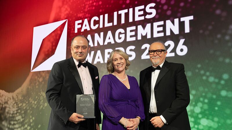 Elaine Corbally, sales director, ABM Ireland, presents the innovation in technology and systems – end users award to Carlos Garcia and Ronan McCool, Total Clean
