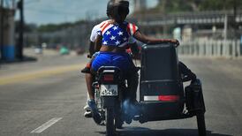 Cubans hope for end of blockade on back of Obama visit