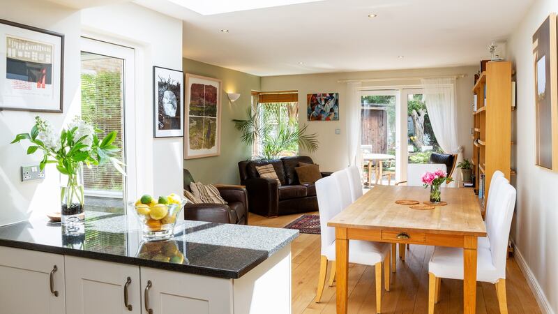 Eat-in kitchen