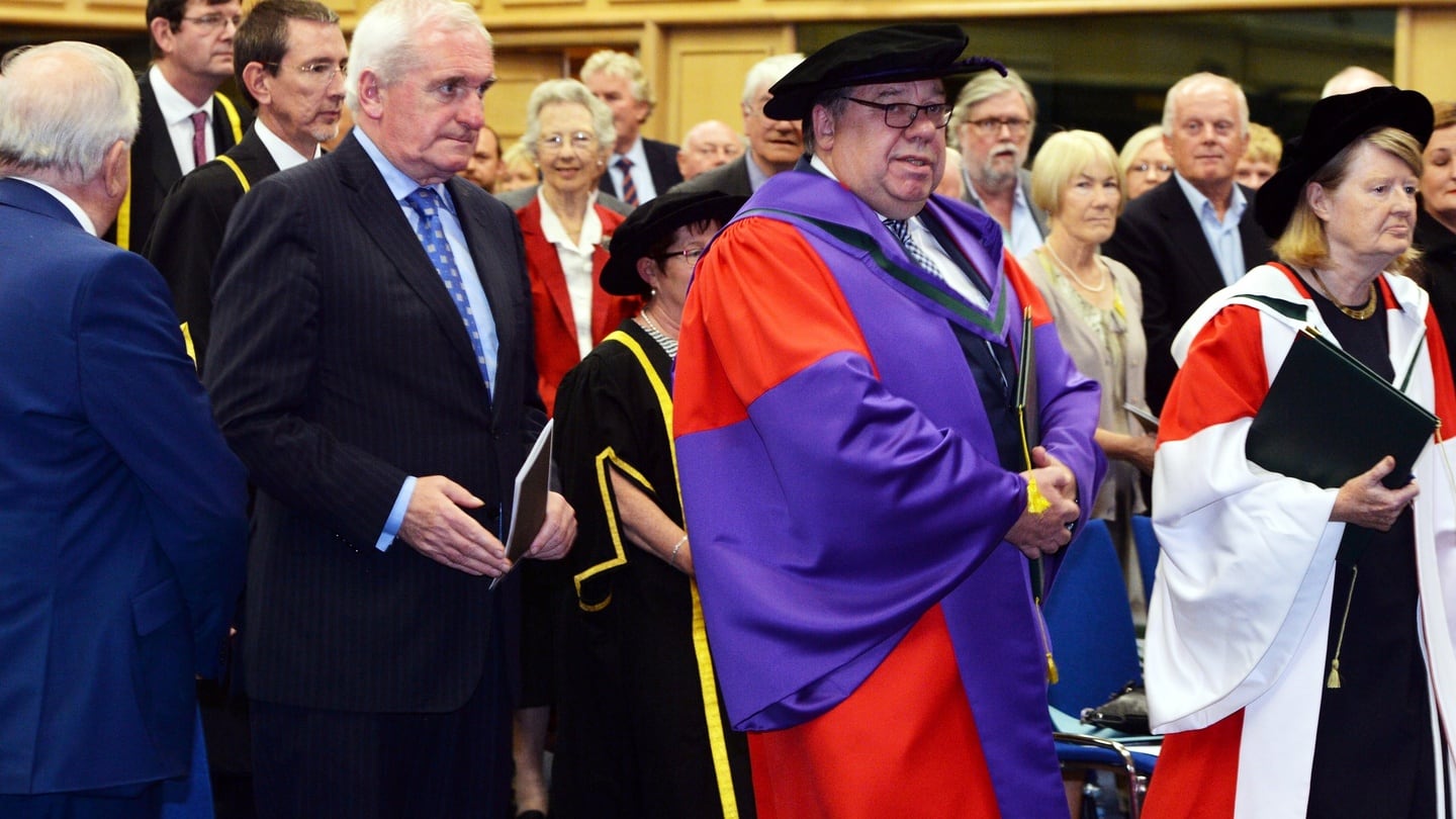 Beirtí, Brian agus céim oinigh