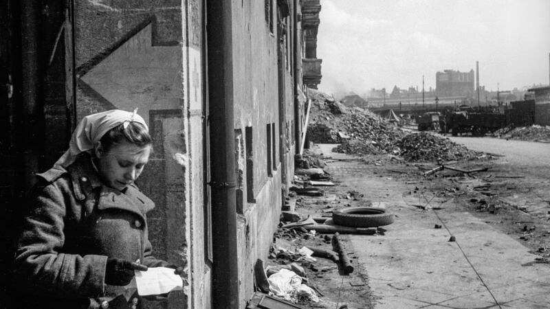 Berlin, May 1945 (Marchlewskistrasse, formerly Memeler Strasse). Photograph: Valery Faminsky