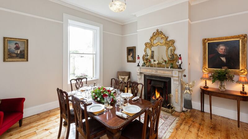 Dining room.