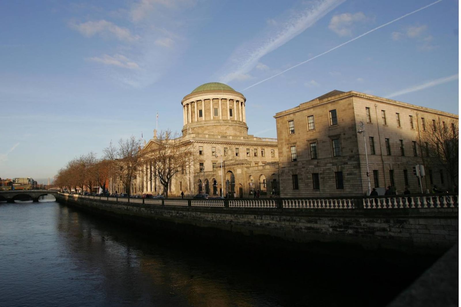 Man (39) with locked-in syndrome settles case at High Court