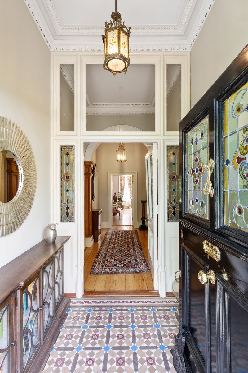 Entrance porch
