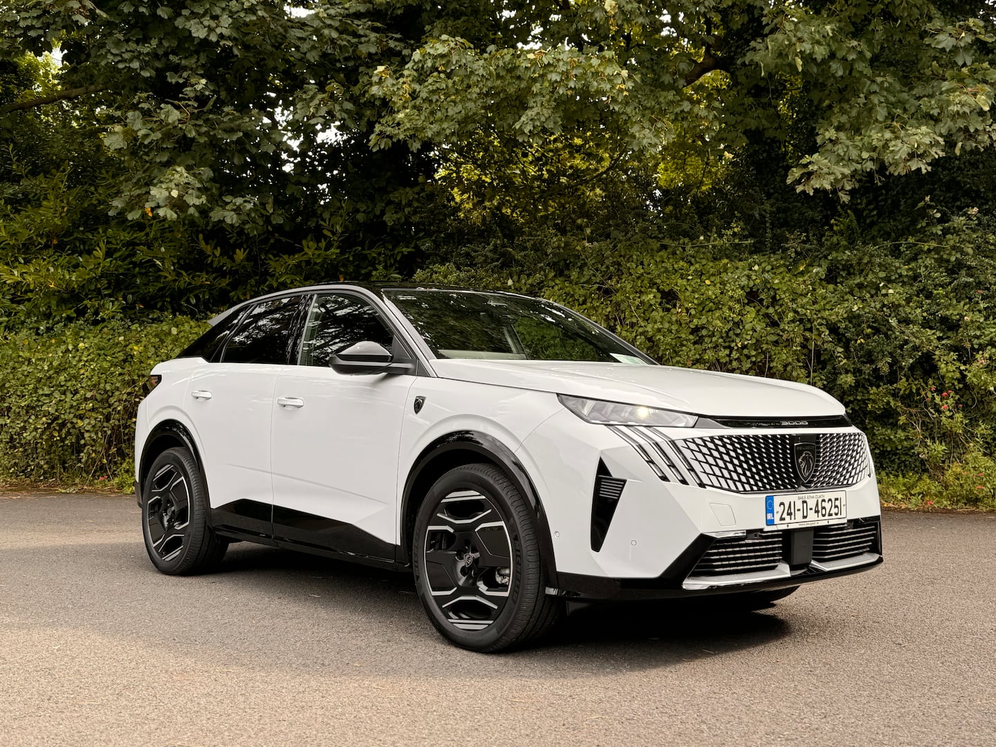 Test Drive The Peugeot E 3008 Electric SUV coupe Is A Long range test-drive-the-peugeot-e-3008-electric-suv-coupe-is-a-long-range
