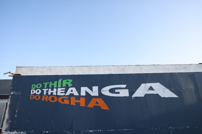 Mana ar son na Gaeilge i gConamara. Grianghraf: Bryan O’Brien 