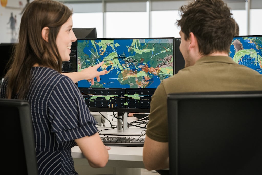 Specialists access 4D real-time weather visualisation for flight plans