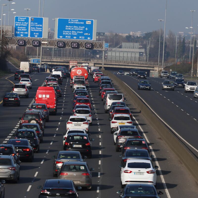 The deadly habit of mobile phone use by drivers is getting worse