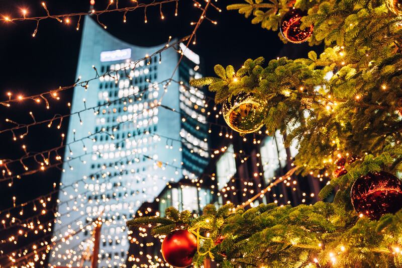 Der Weihnachtsmarkt am Augustusplatz. ©Leipzig Tourismus und Marketing GmbH/Philipp Kirschner