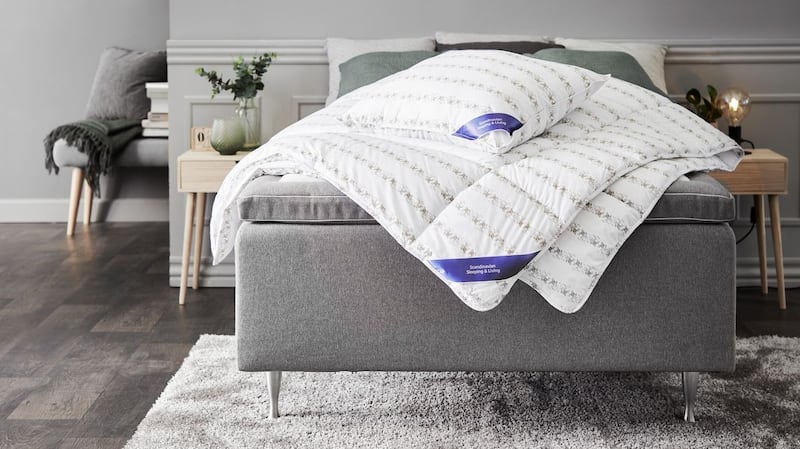 Jysk: Tronfjellet 12 tog duvet