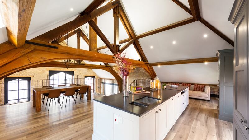 Kitchen and dining area.