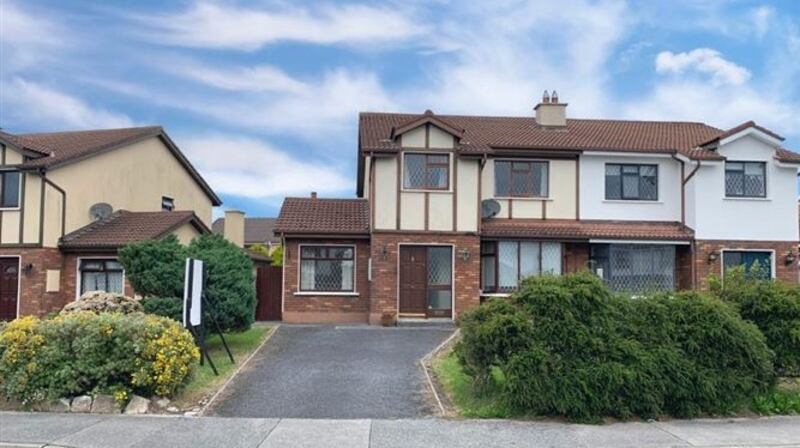 38 Ashleigh Grove, Knocknacarra, Galway City, Co Galway