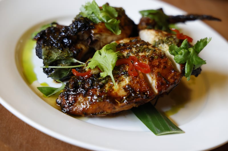 Frango peri peri (peri peri chicken)  