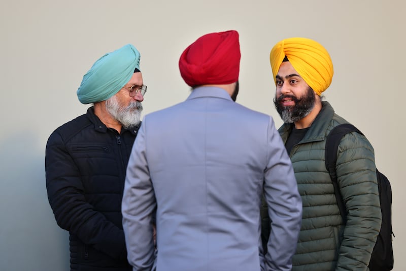 Chatting following citizenship ceremony