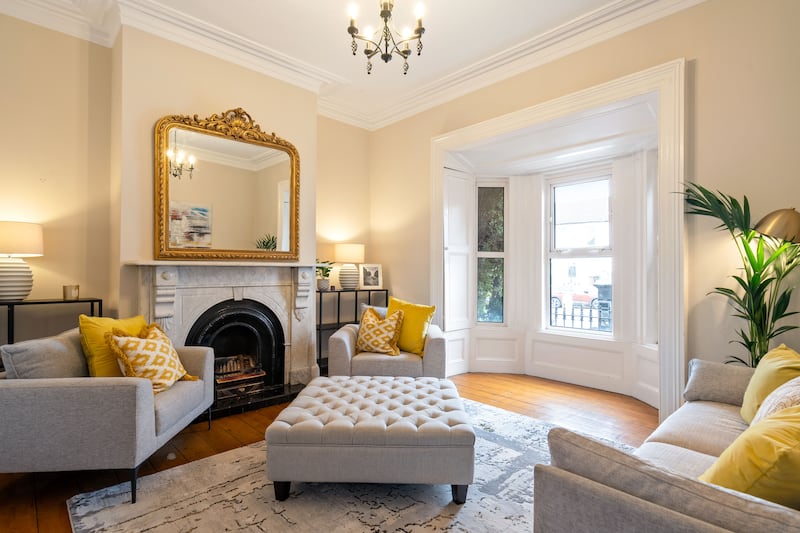 Front livingroom