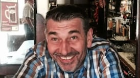 Poolbeg Lighthouse – Frank McNally on the death of a much-loved Dublin barman