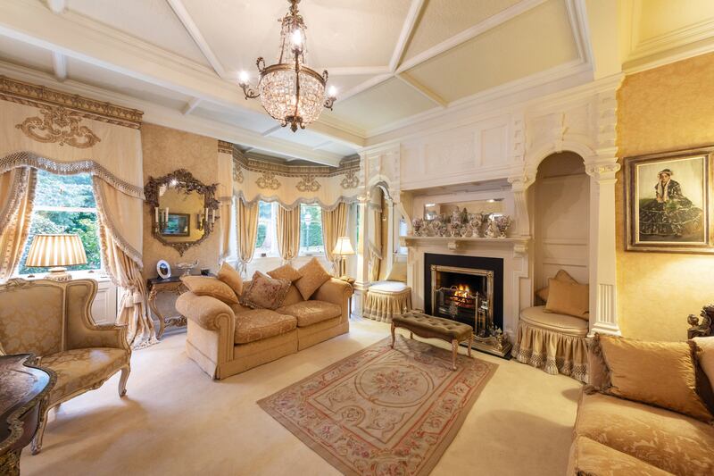 Killead drawingroom
