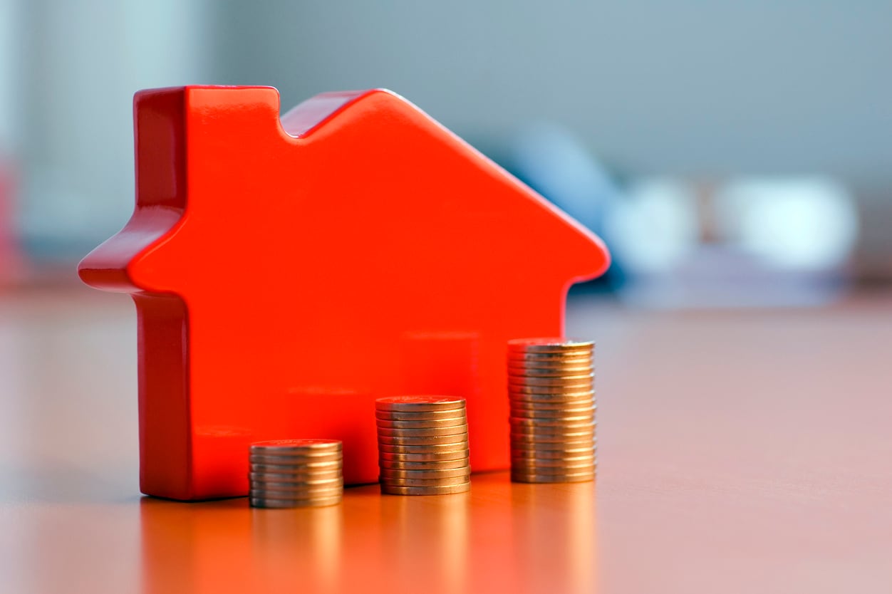 Mortgage switching activity surges as homeowners look to lock in interest rates