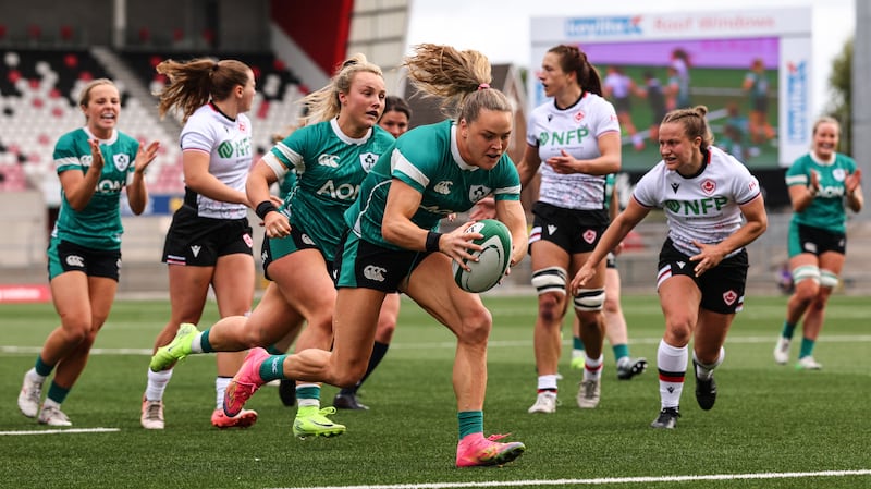 Ireland's Béibhinn Parsons scores a try against Canada. Photograph: Ben Brady/Inpho 