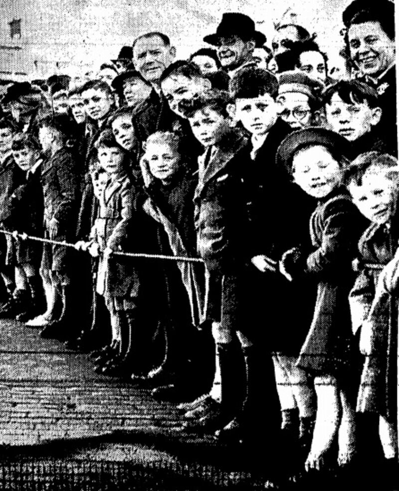 Times PictorIal, April 23rd: ‘Young Ireland watches with eagerness and enthusiasm as the vanguard of the parade swings into O’Connell Street.