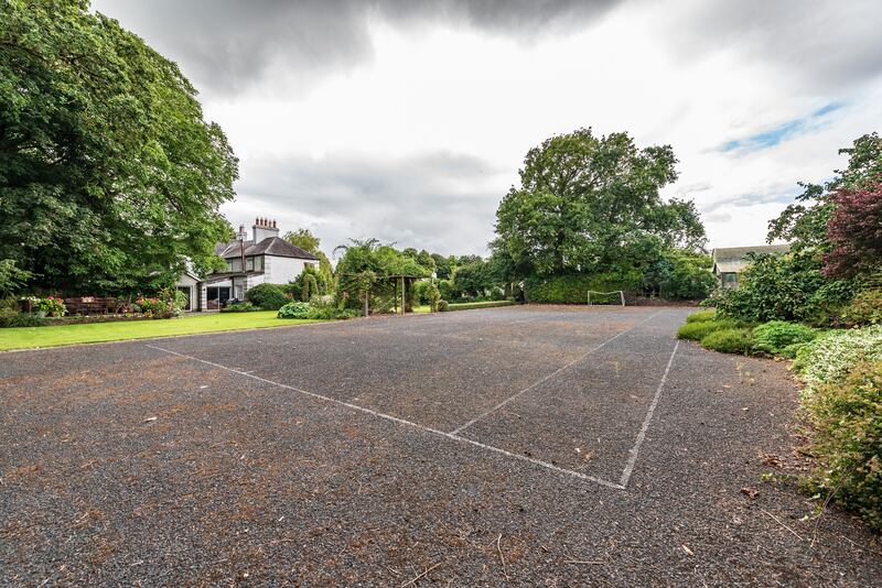 Tennis court