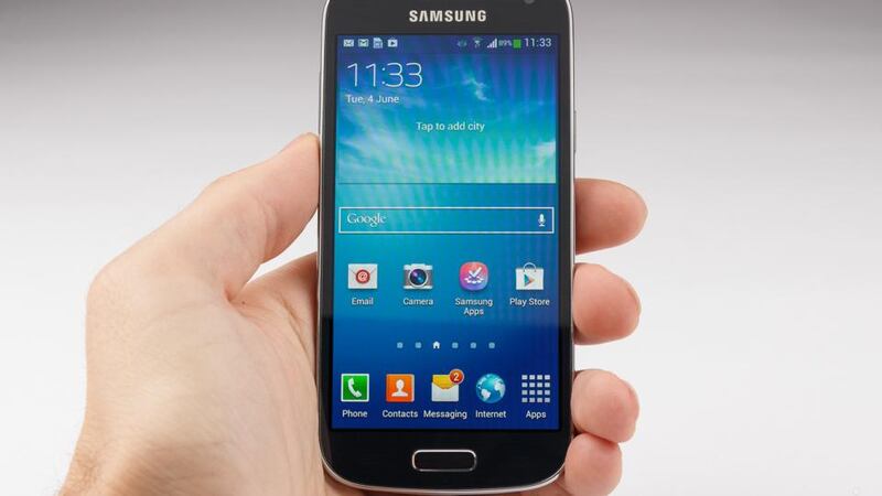 Samsung Galaxy Mini S4 – Beside its newer rivals, this begins to look a little dated.