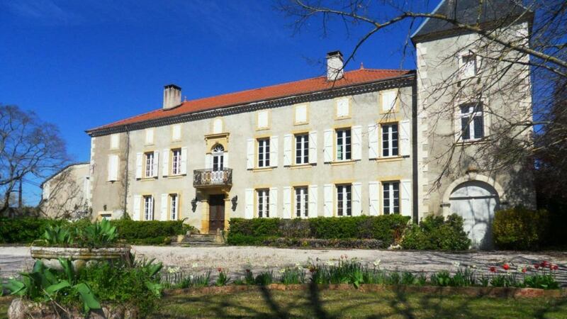 Large six-bedroom property in the Haute-Garonne